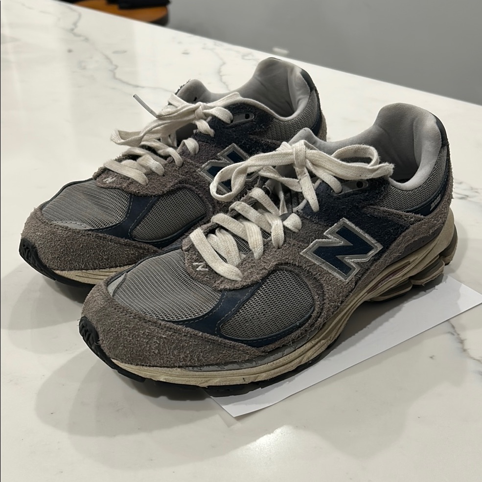 New Balance Unisex 2002r